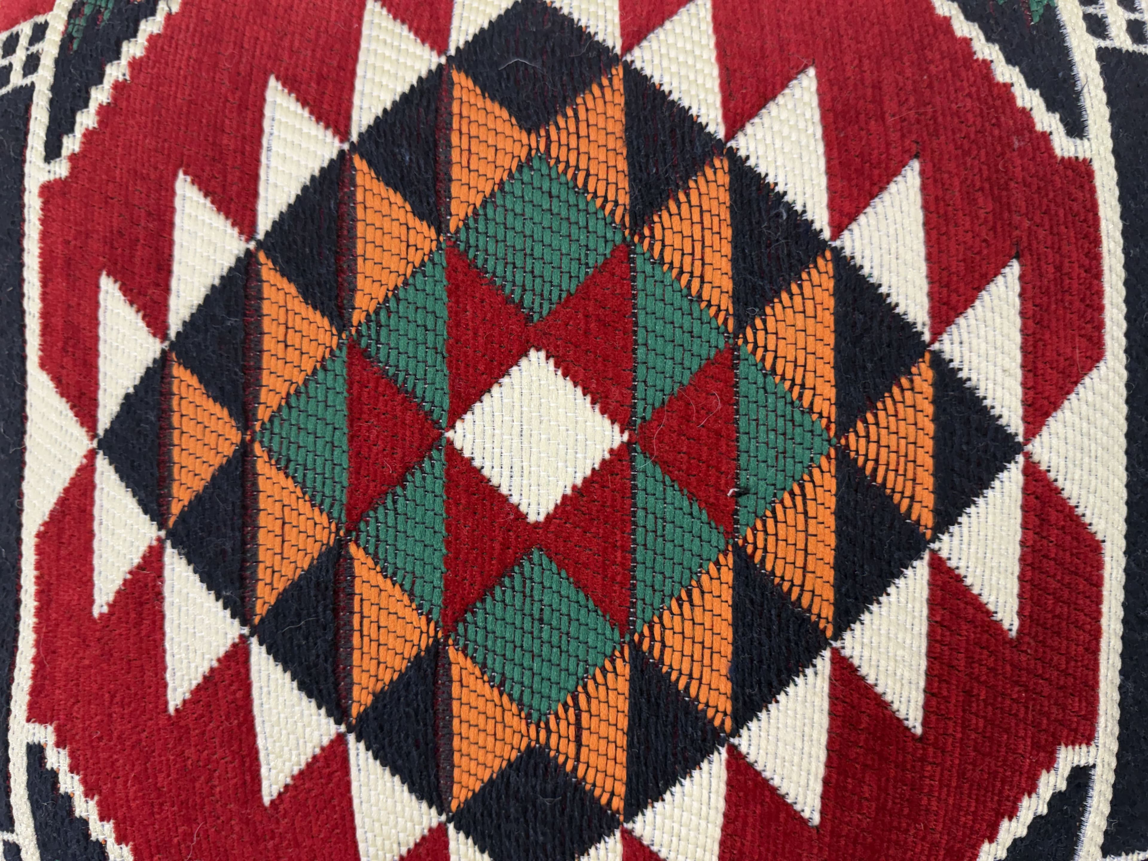 وسادة تقليدية باللون الأحمر-40*40cm 5