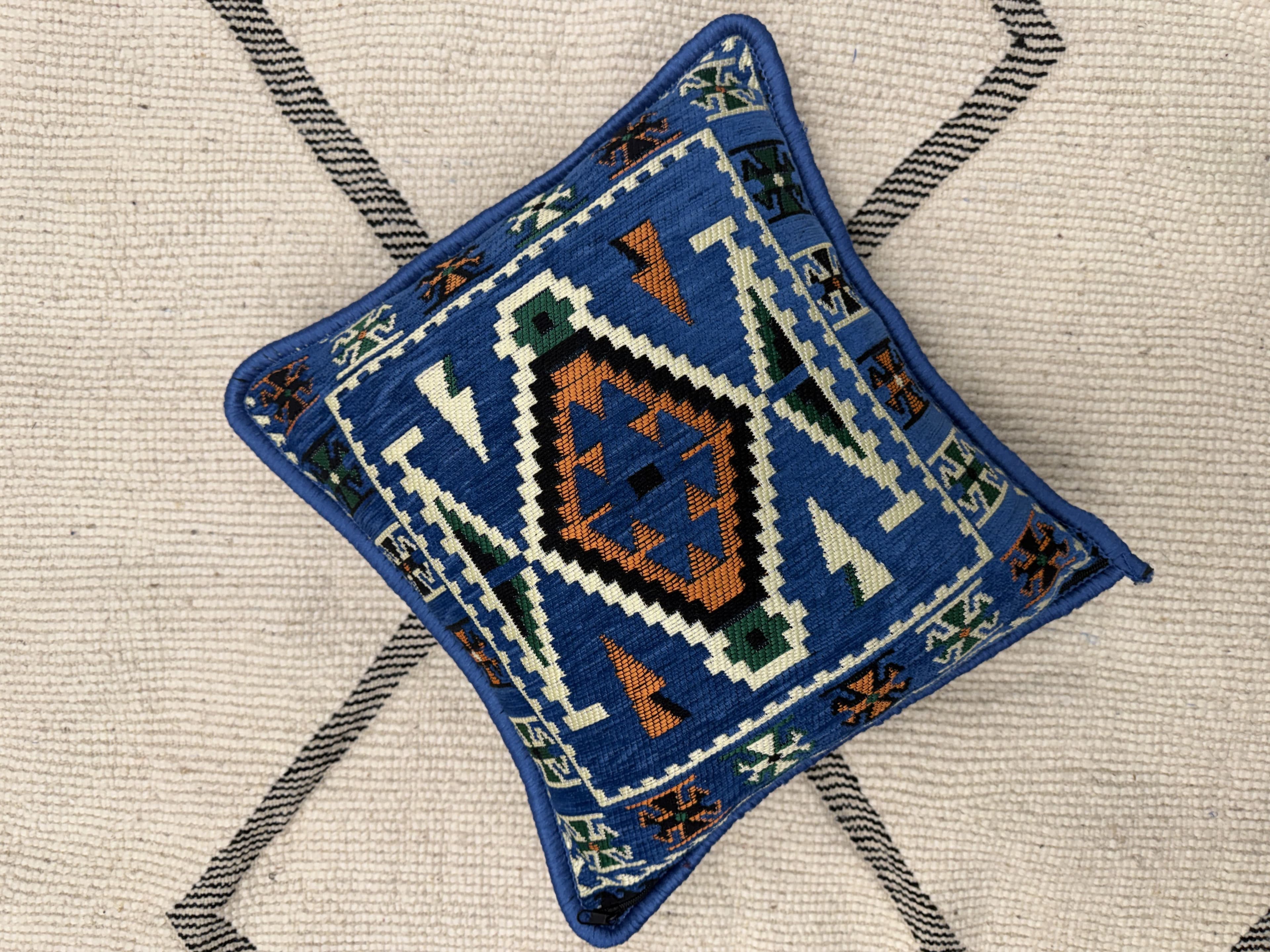 وسادة تقليدية باللون الأزرق-40*40cm 1