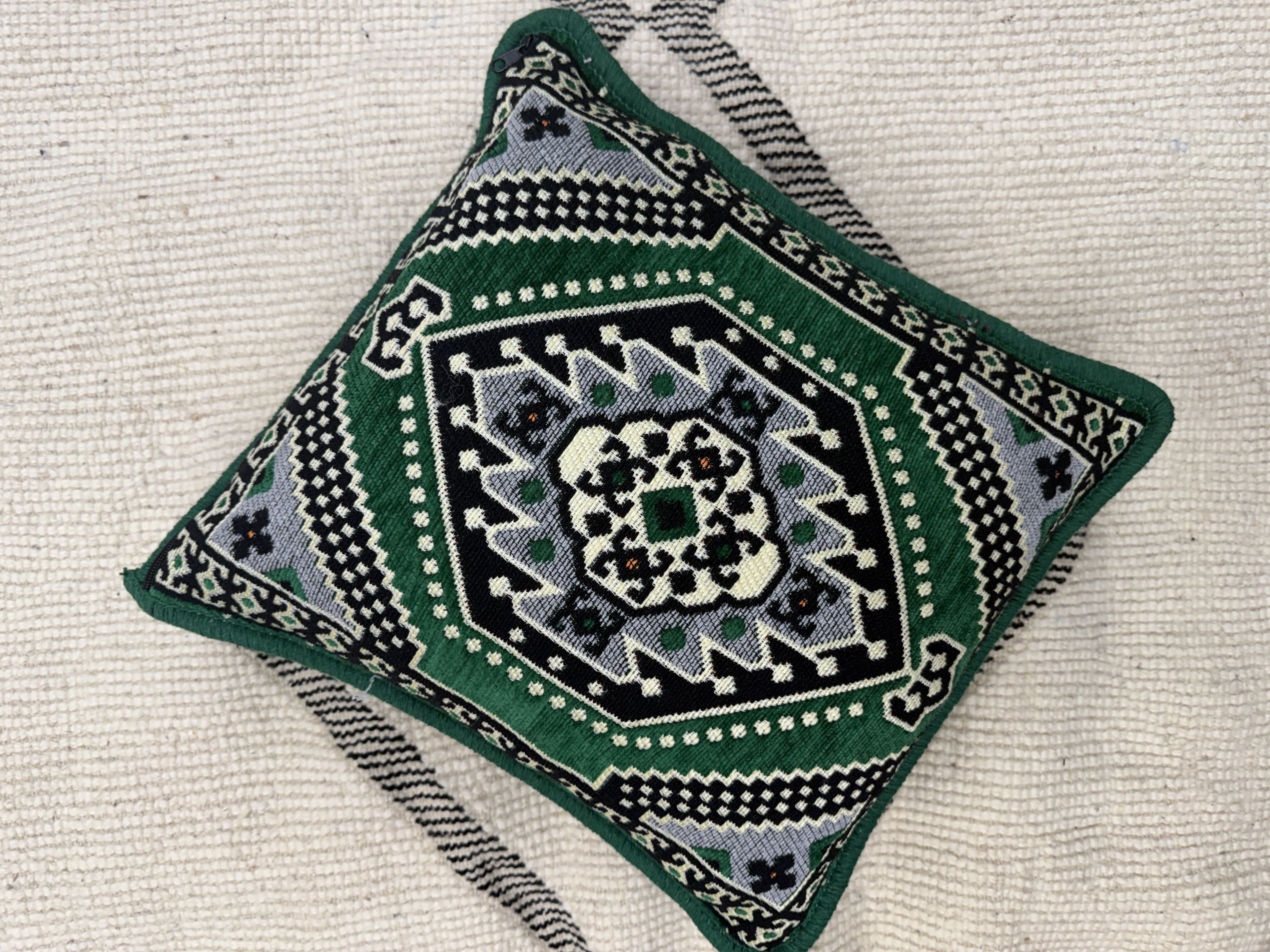 وسادة تقليدية باللون أخضر-40*40cm 3